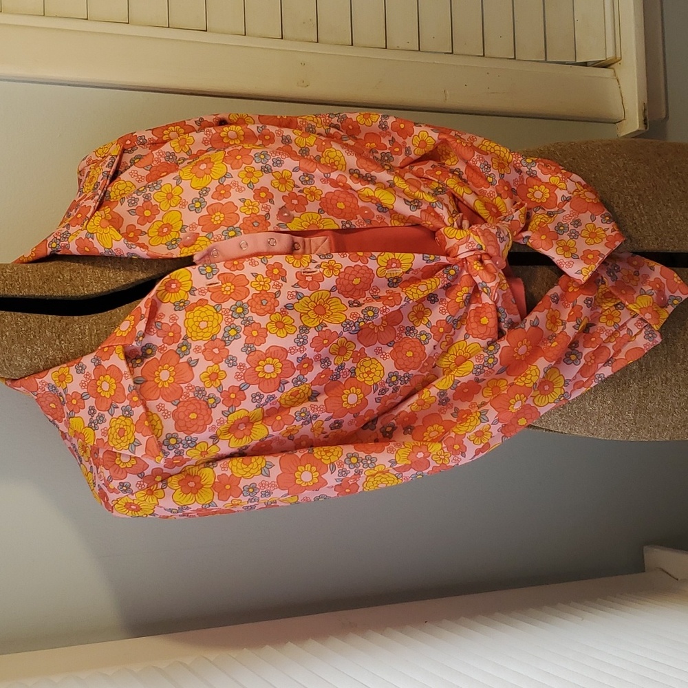 3/$25 "1970's Vintage" floral button up sz sm - Picture 3 of 13